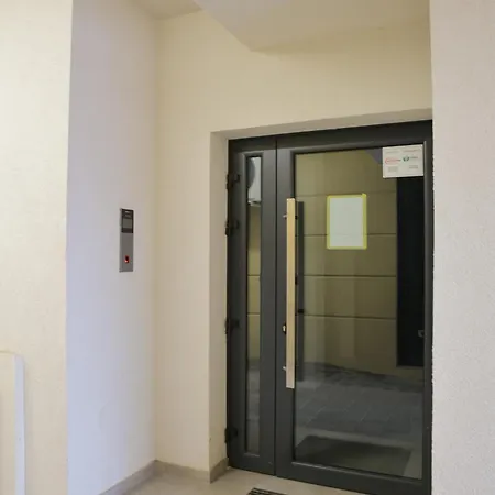 New Nest - Center 公寓